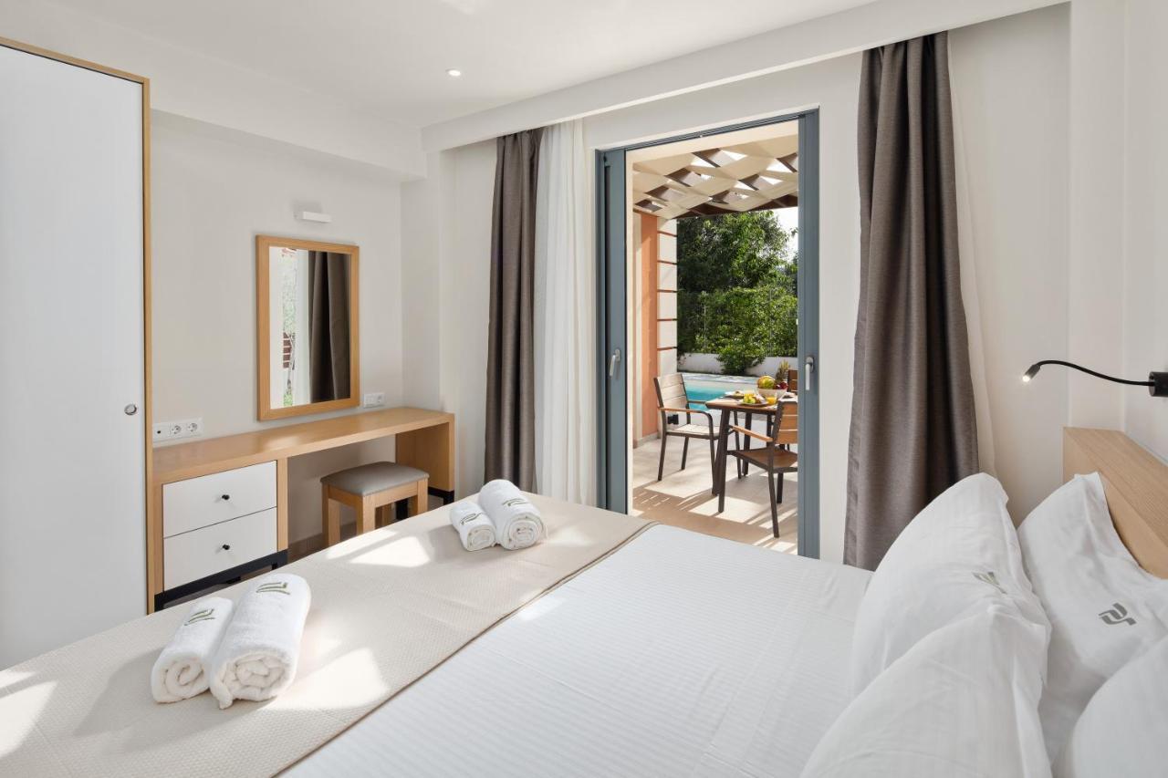 Perithia Suites Екстериор снимка