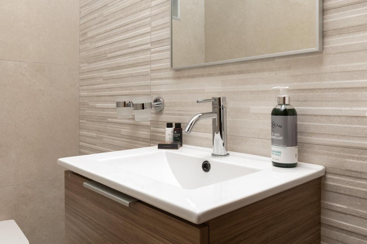 Perithia Suites Екстериор снимка